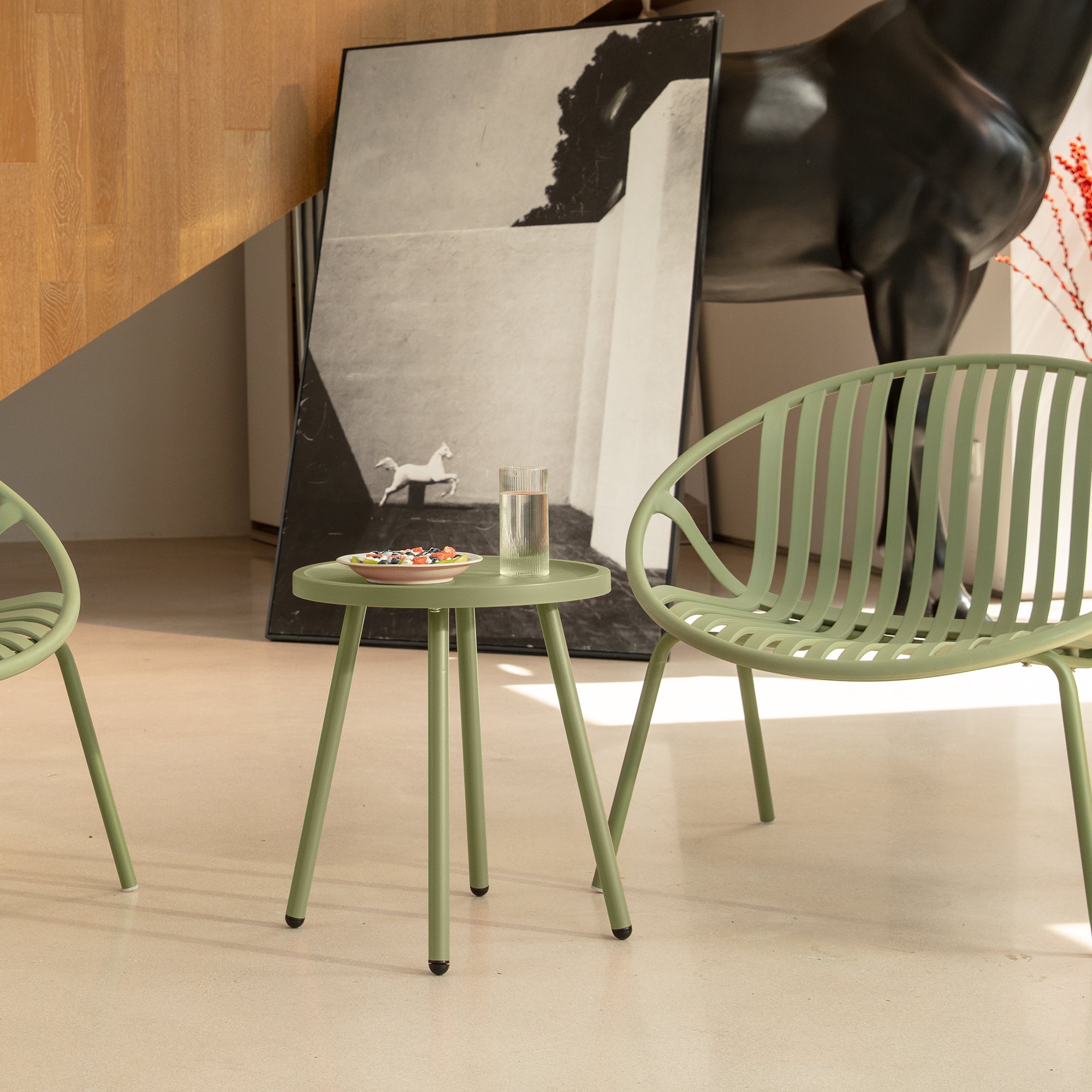 Werph Round Side Table - UV-Resistant End Table for Indoor & Outdoor Use